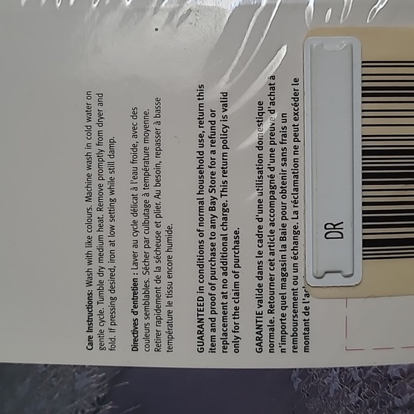 NWT - Purple bedskirt for double/full bed - Picture 6 of 6